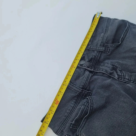 SO Women's Juniors 7 Jeans Gray Light Wash Denim Stretch Mid-Rise Cotton Blend - Picture 3 of 10